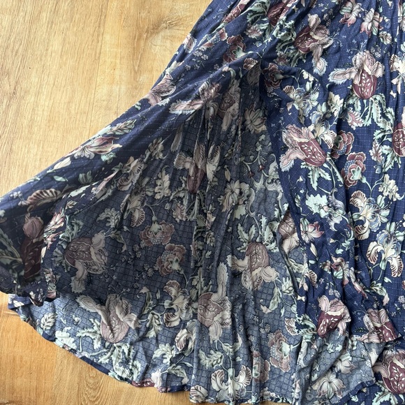 Jaase Navy Floral Maxi Dress with Pink and Cream Blooms - Picture 4 of 12